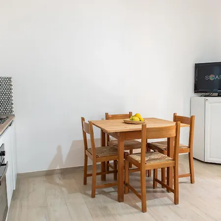 Apartament Patio House